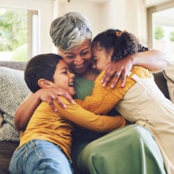 Grands-parents de cœur : comment assumer ce rôle ?