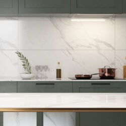 Le carrelage en marbre dans la cuisine : luxe et élégance intemporels