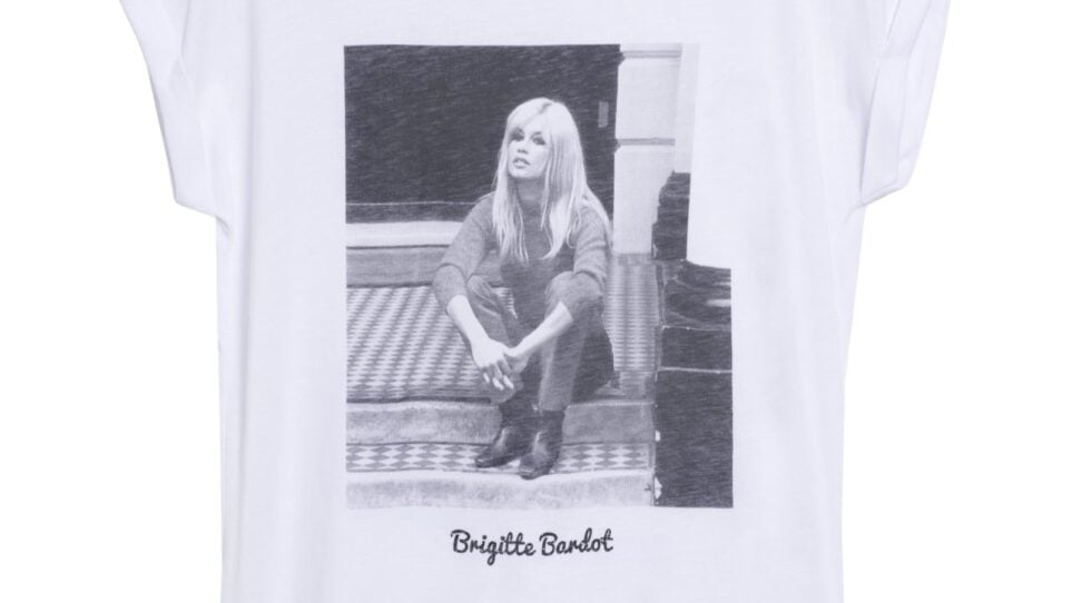 Mango lance un t-shirt Brigitte Bardot