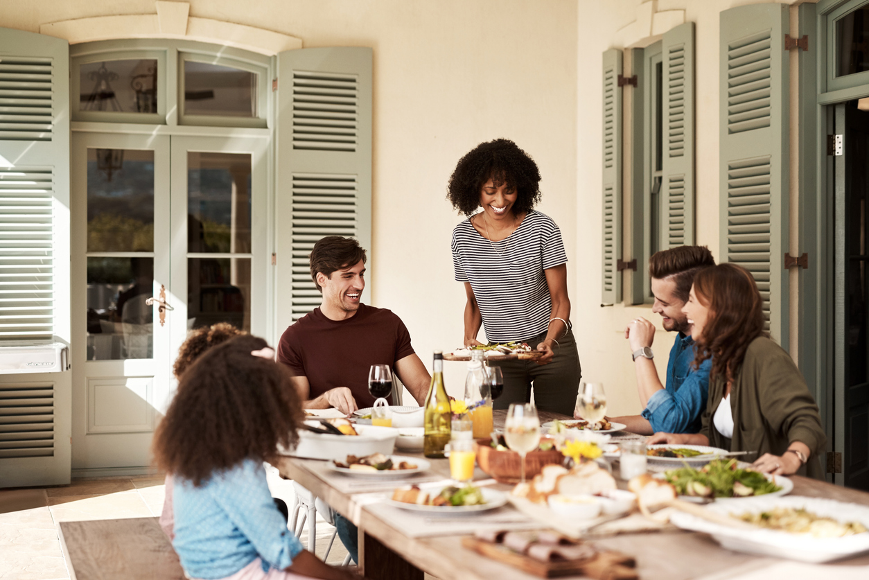 Prendre les repas en famille aiderait à améliorer ses hab.