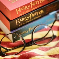 Livres, films, et jeux vidéo: la saga « Harry Potter » traverse les générations