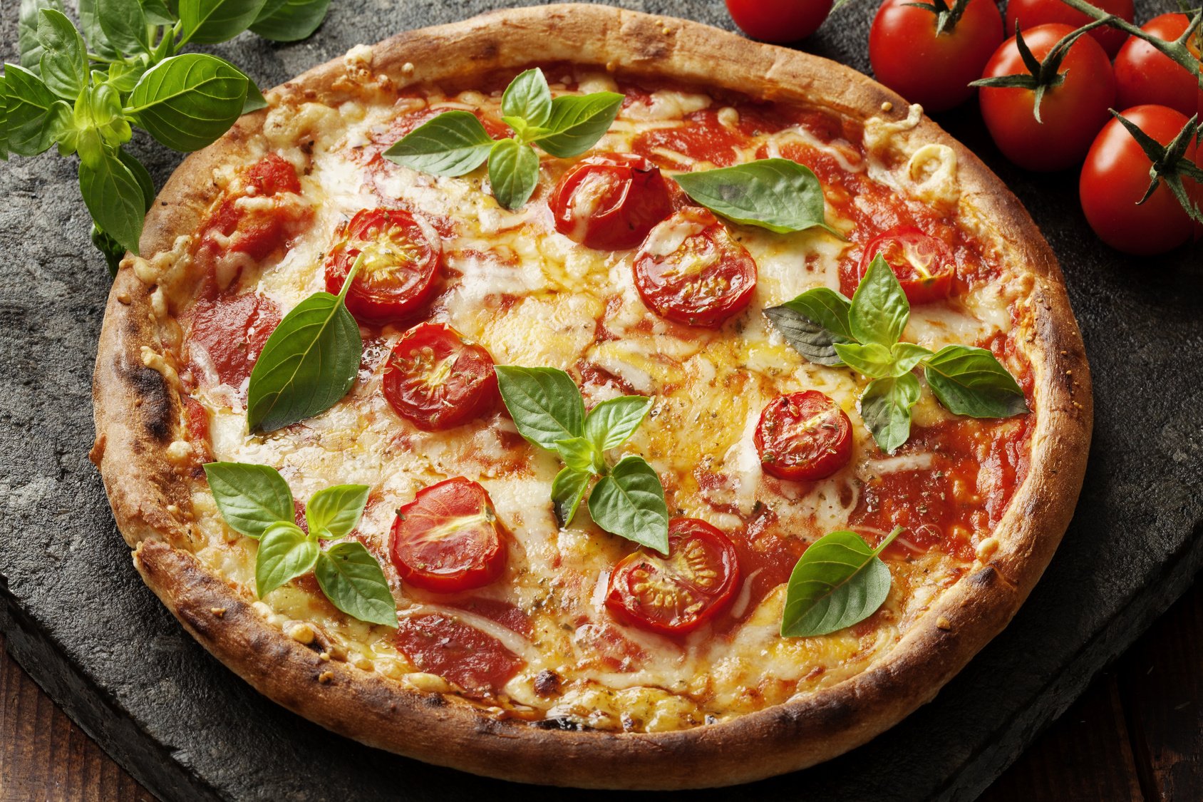La vraie pizza à l&amp;#39;italienne - Recette - Maximag.fr